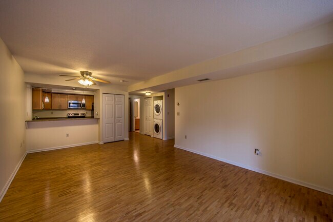 Photo - 369 Franklin St Unit 1