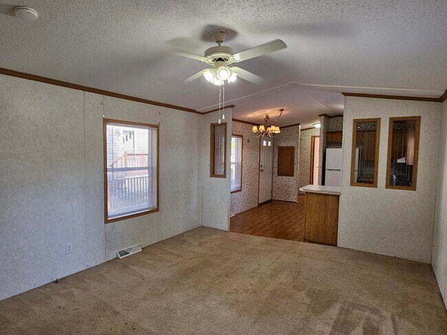 Photo - 20 Kris Ann Dr Casa