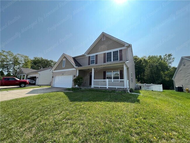 Photo - 390 Chapelgate Dr