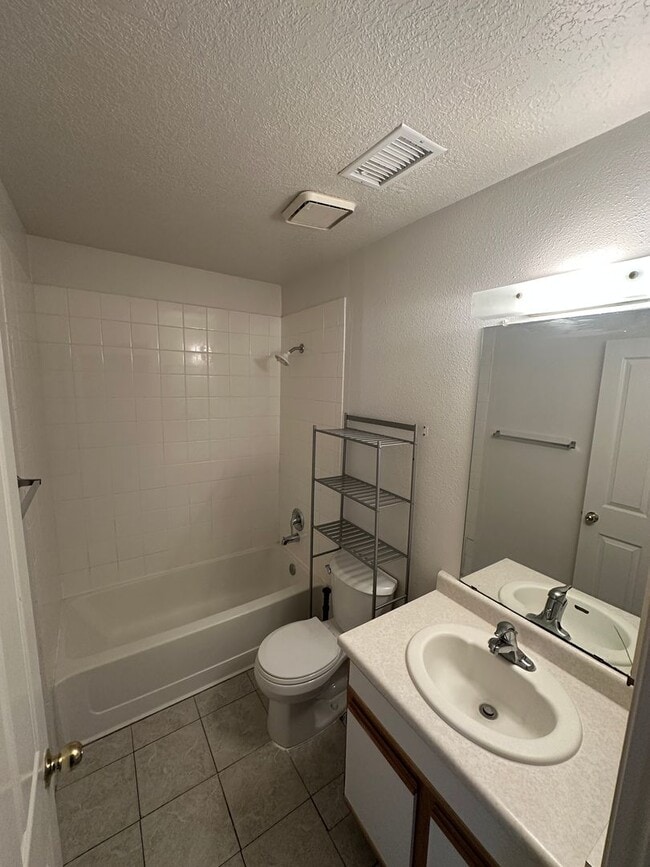 Photo - 1665 Perma Dr NE