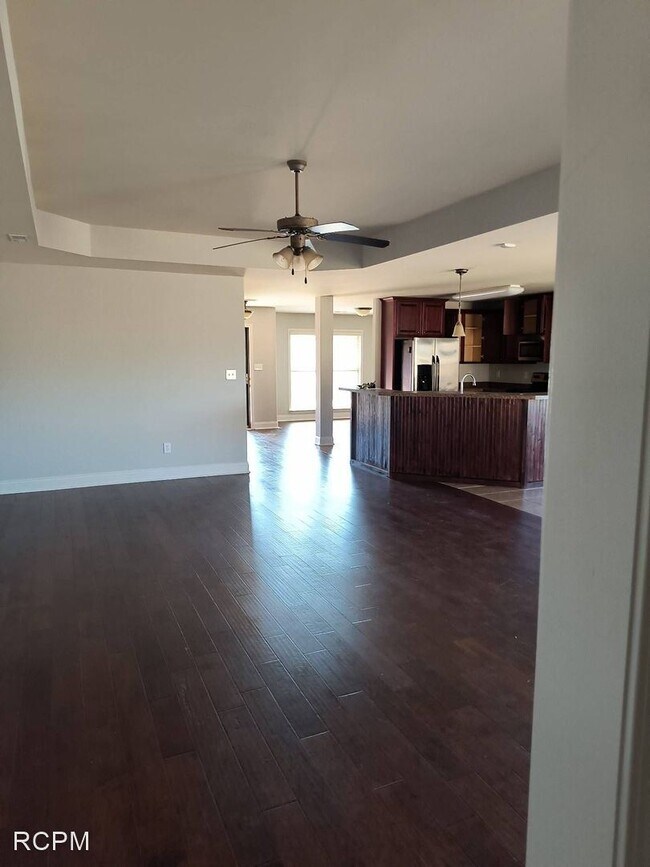 Photo - 4 br, 2 bath House - 111 Maggie Bell Lane