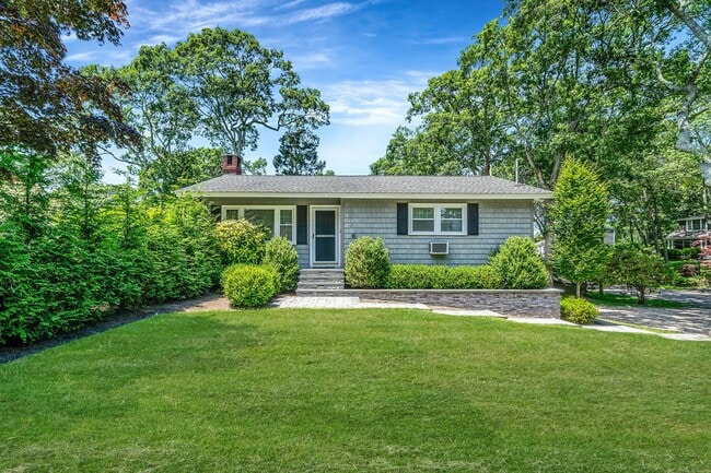 3 Crestview Dr