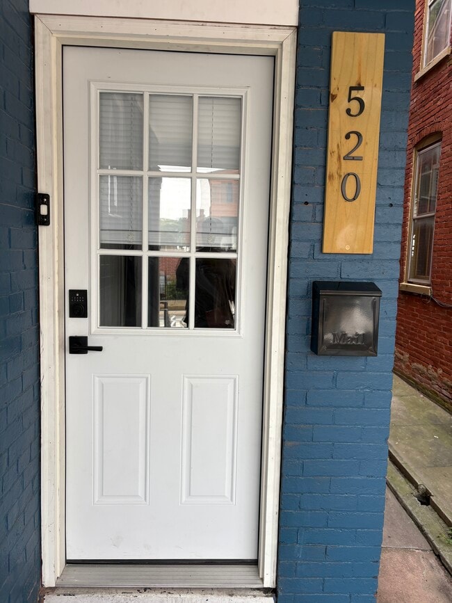 Photo - 520 N 3rd St