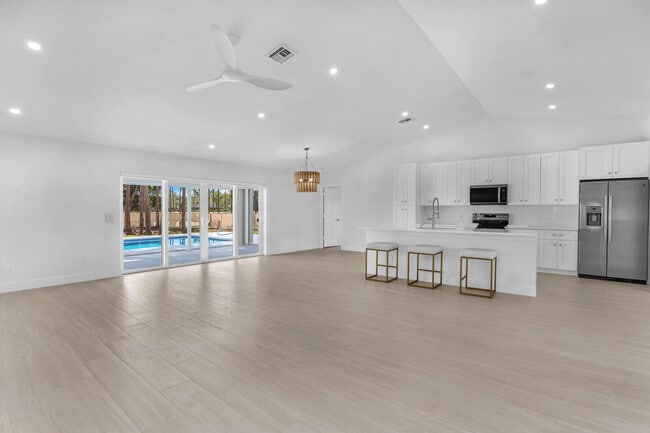 Photo - 6970 130th Ave N