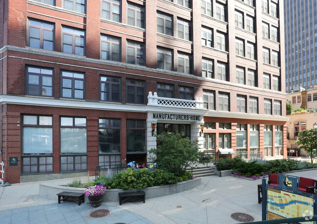 City Hall Square Apartments