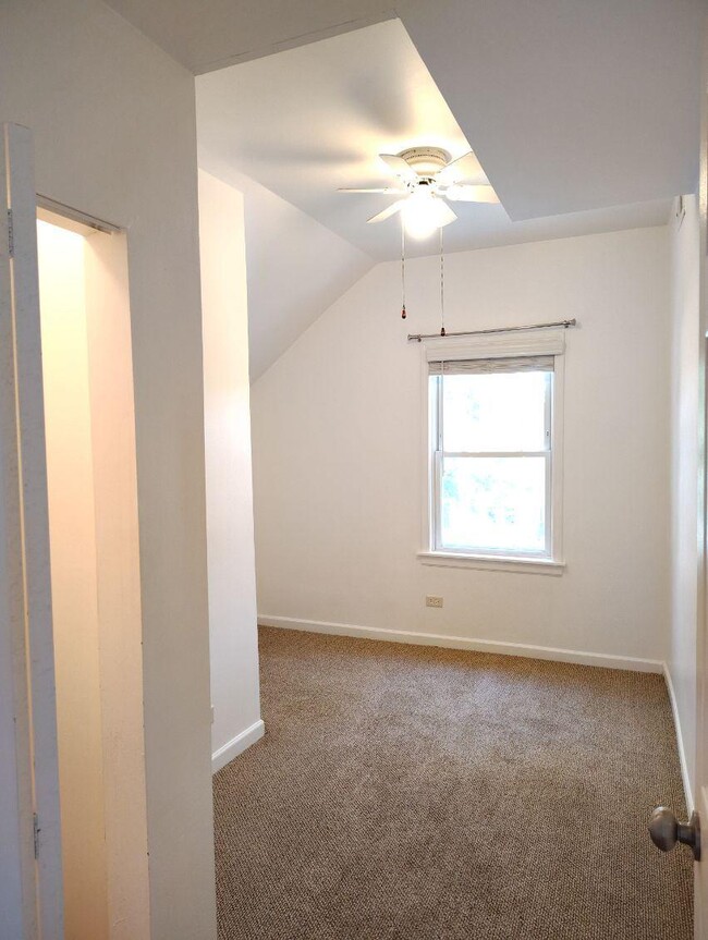 Photo - 2516 W Lyndale St Unit 2