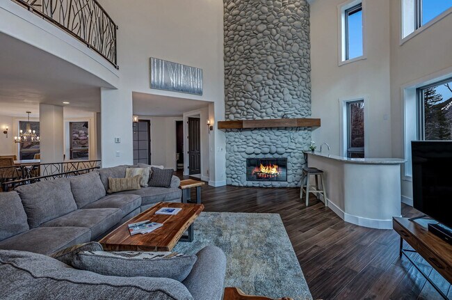 Photo - 50 N River Rd Unidad ID1018141P