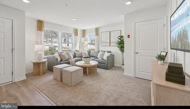 Photo - 111 Spencer Way