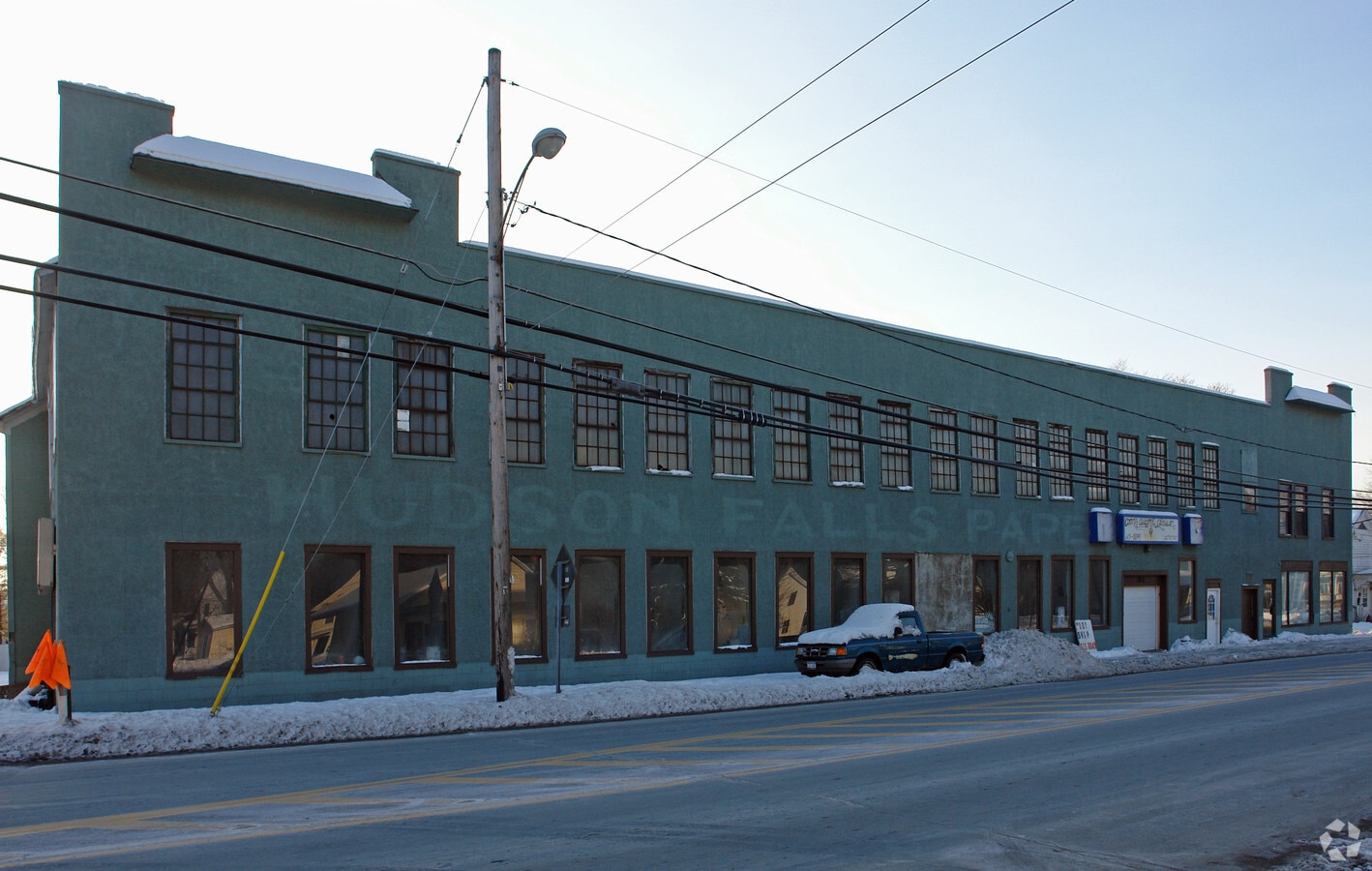 Photo - 264 Main St