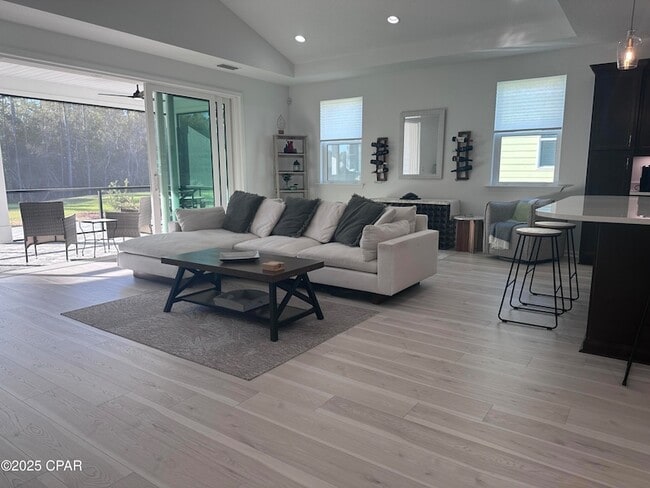 Photo - 9259 Paradise Dr