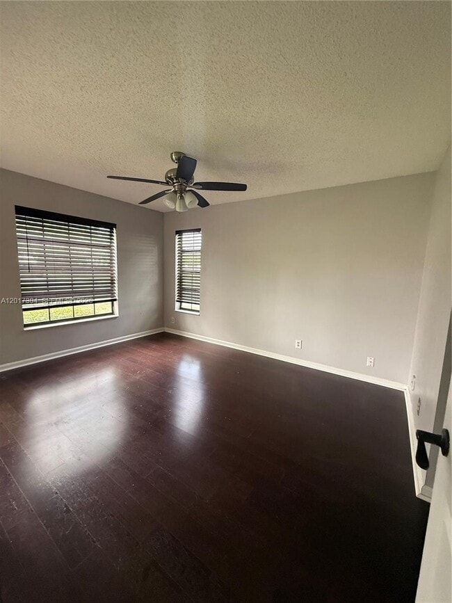Photo - 301 Olivewood Pl Unit O130