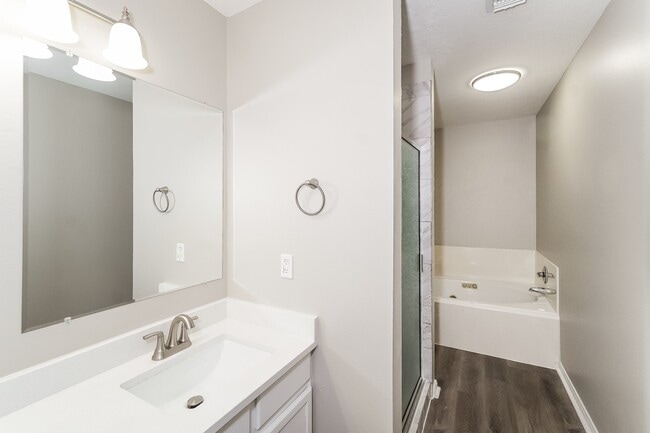 Photo - 3615 Rolling Springs Ln