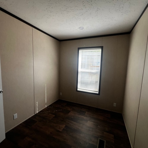 Photo - 928 Sharpe Rd