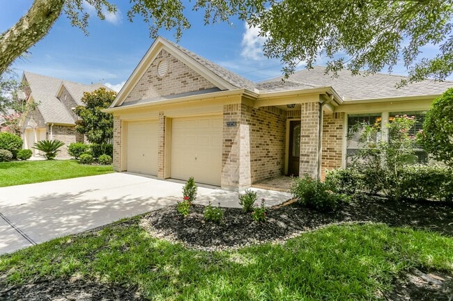 Photo - 20214 Broad Run Ln
