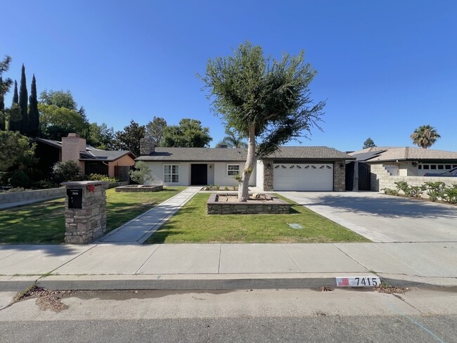 Photo - 7415 Hooper Ave