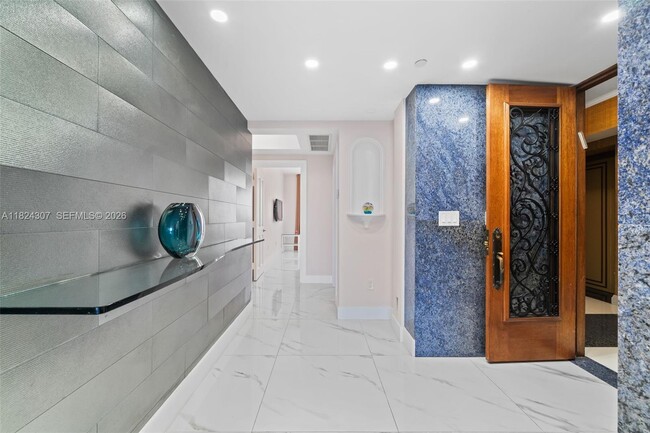 Photo - 17875 Collins Ave Unidad 4102