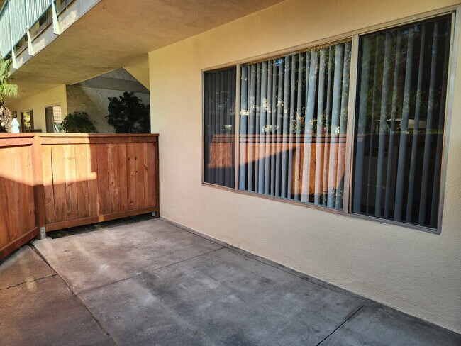 The Californian Apartments