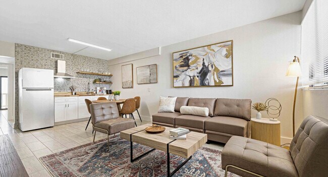 Photo - 556 Coral Ct Unidad SI FL3-ID1502040P