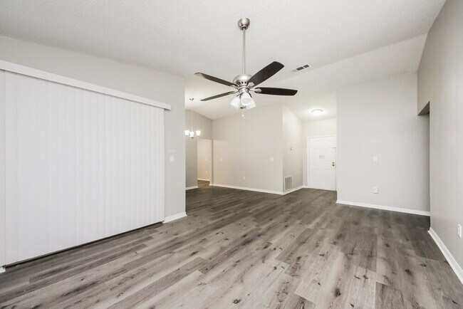 Photo - 2928 Dana Ln