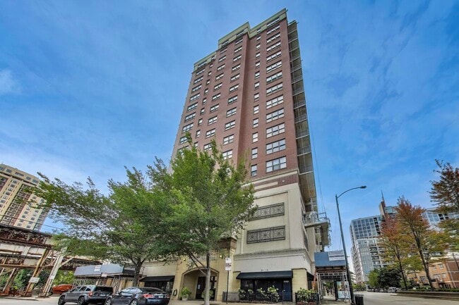 Photo - 5 E 14th Pl Unit 501