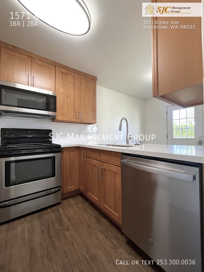 Photo - 1571 Kibler Ave