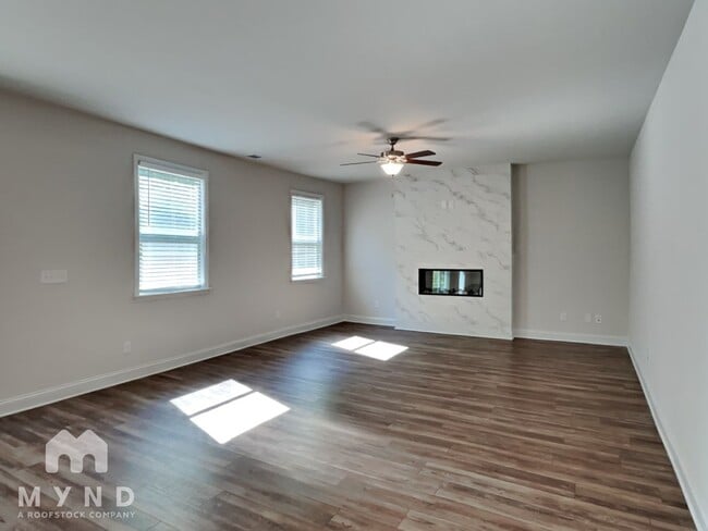Photo - 107 Dew Drop Pointe