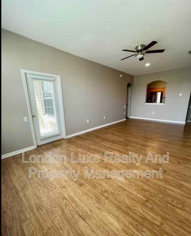 Photo - 7990 Baymeadows Rd