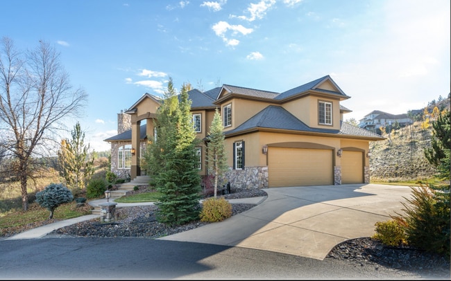 Photo - 1610 E Eagle Feather Ln