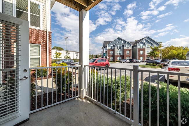 2BR, 2BA
