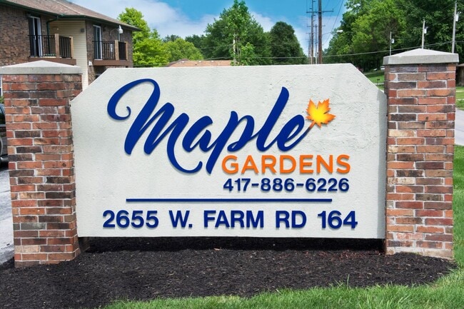 Photo - Maple Gardens