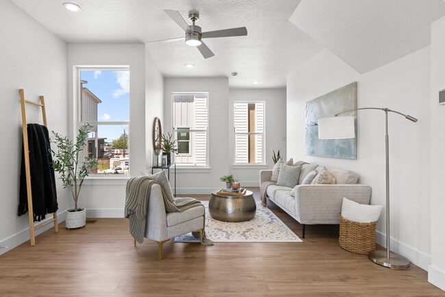 Photo - 495 E Violets Cv Ln