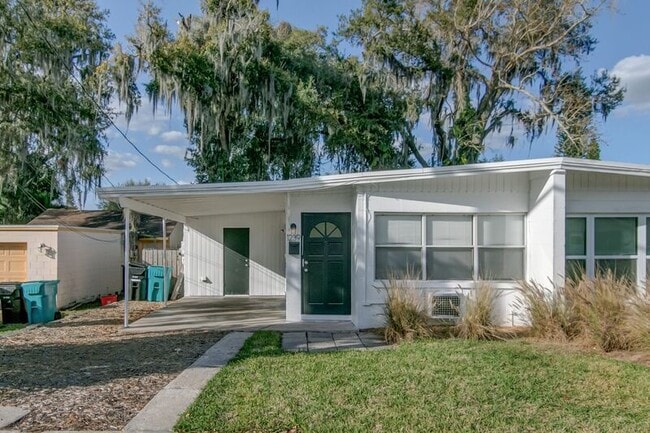 Photo - 1239 Virginia Dr House