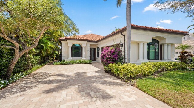 Photo - 2055 Regents Blvd