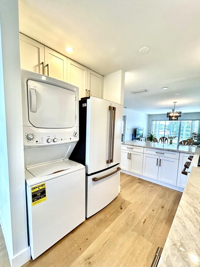 Photo - 1030 Silk Oak Terrace Unidad 203