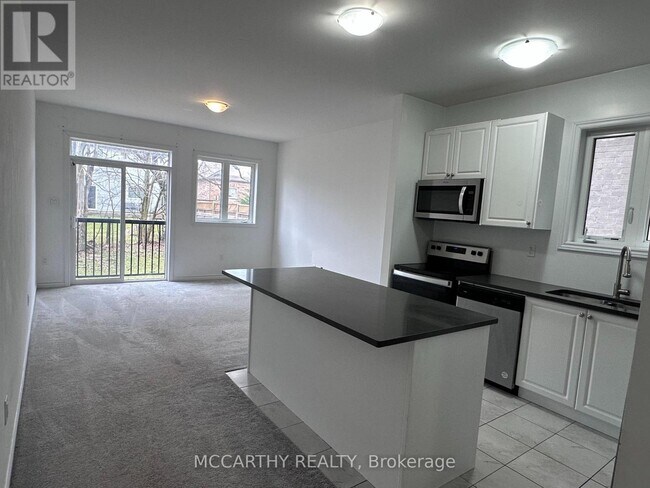 Photo - 231 Ridley Cres