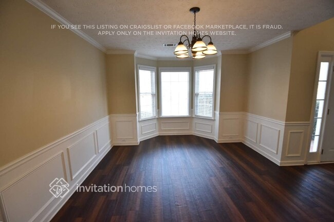 Photo - 3665 Wake Robin Way