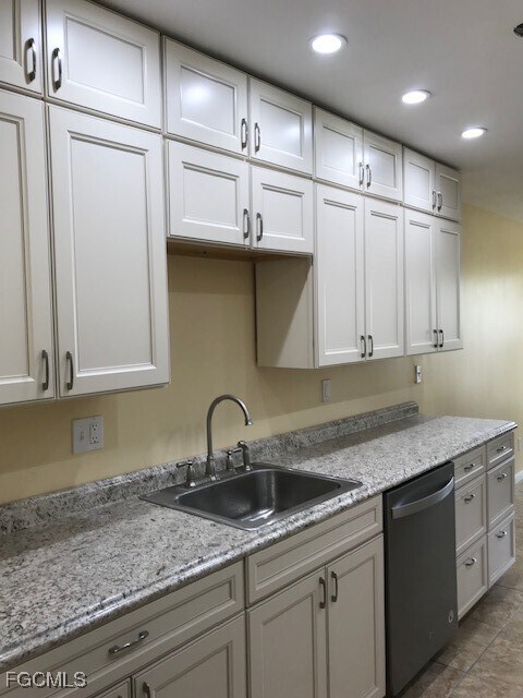 Photo - 4334 SW 7th Pl