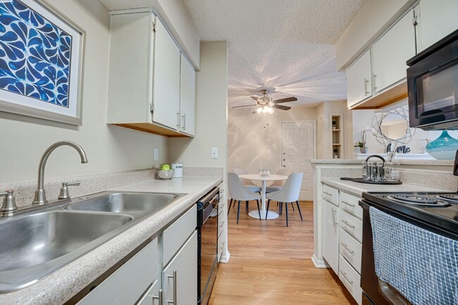 Indian Creek Apartments
