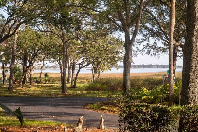 Photo - 21 Cristina Ct Unit 6C