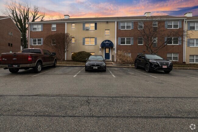 Building Photo - 4412 Falls Bridge Dr Unit F Rental