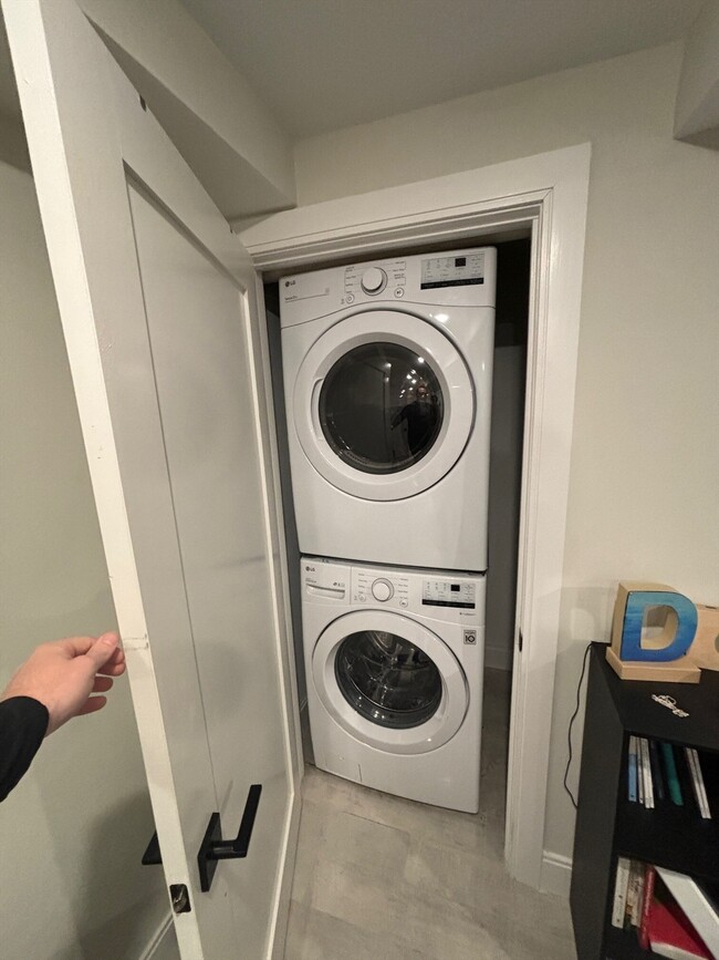 Photo - 11 Pomeroy St Unit 11