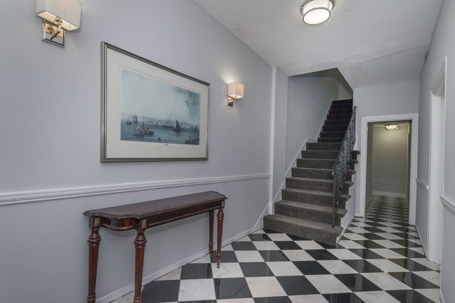 Photo - 304 E Berkeley St Unidad 6