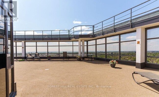 Photo - 1300 Bloor St Unité 2501