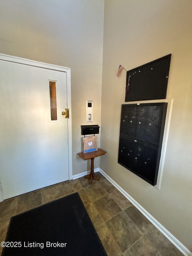 Photo - 816 Washburn Ave Unidad APT 16
