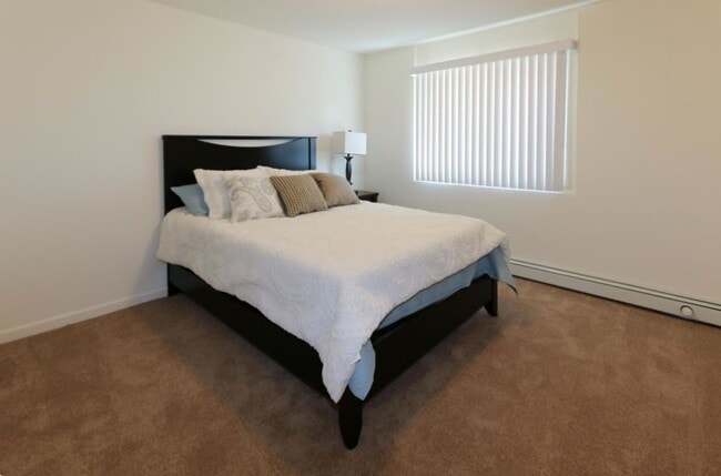 Bedroom - The Cove Apartments
