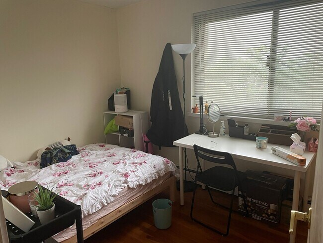 Photo - 77 Trowbridge St Unit 74