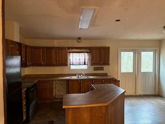 Photo - 132 Sallie Rd