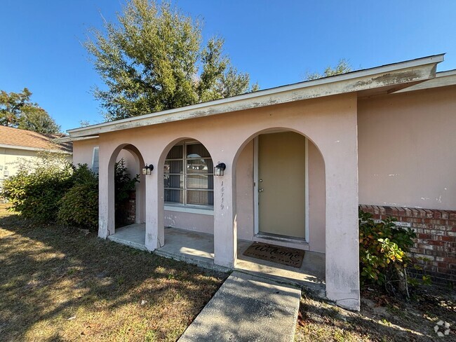 Building Photo - 2/2 Home in Marion Oaks