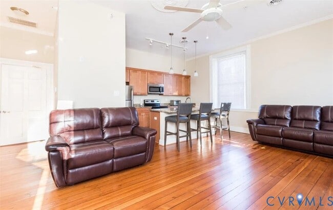 Photo - 1144 W Grace St Unit 0108