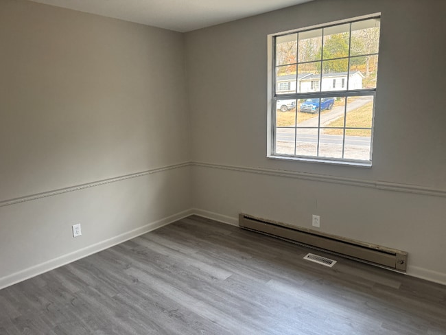 Photo - 2375 Una Antioch Pike